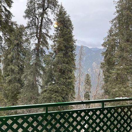 Umda Hotel Montana Nathia Gali Exteriör bild