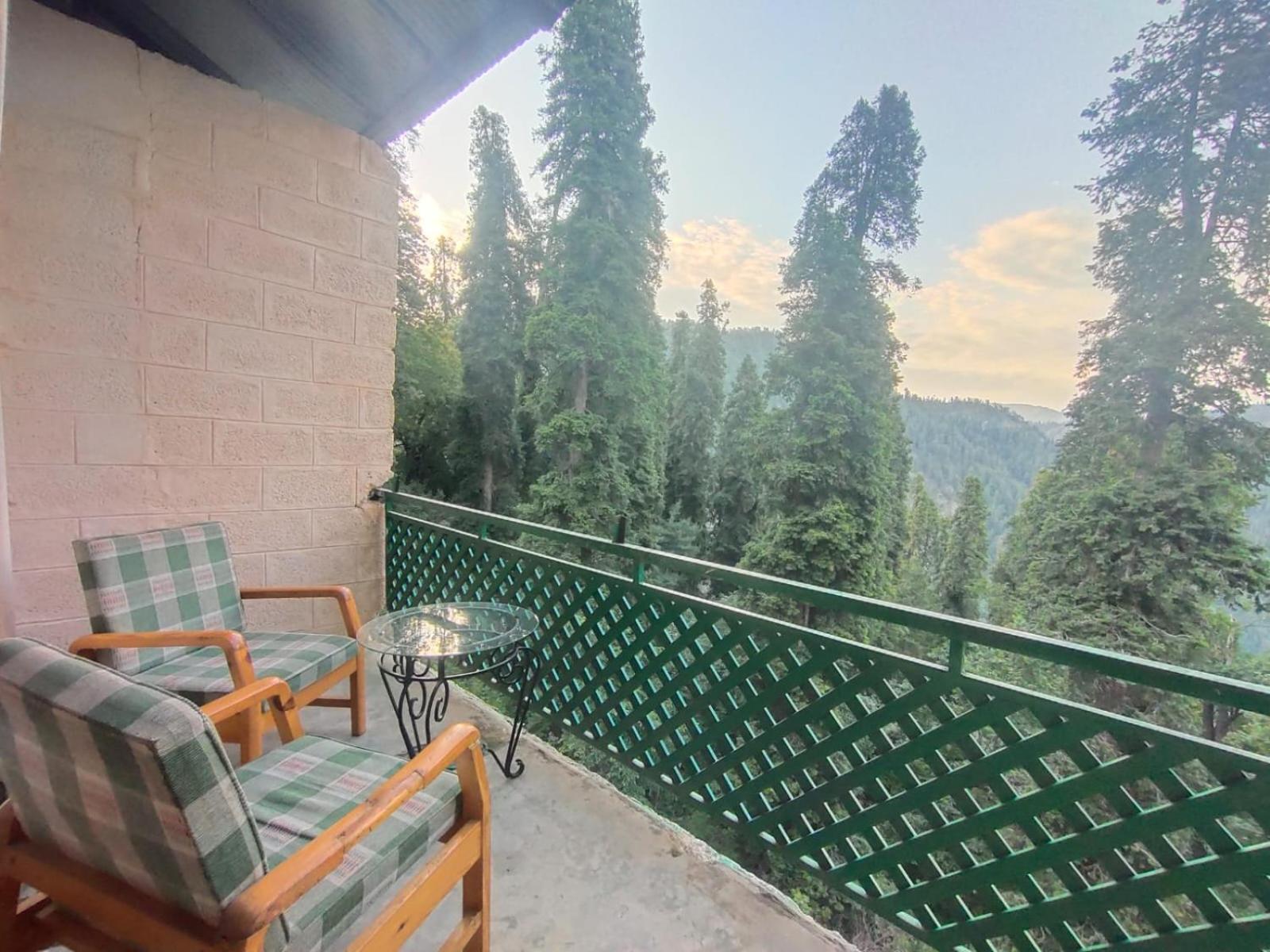 Umda Hotel Montana Nathia Gali Exteriör bild